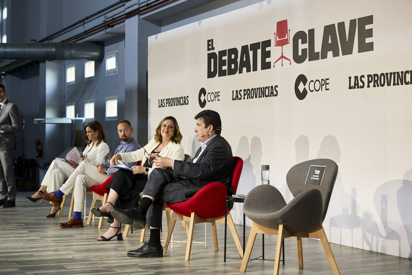 Los candidatos a la alcaldía de Valencia, en el último debate clave de LAS PROVINCIAS