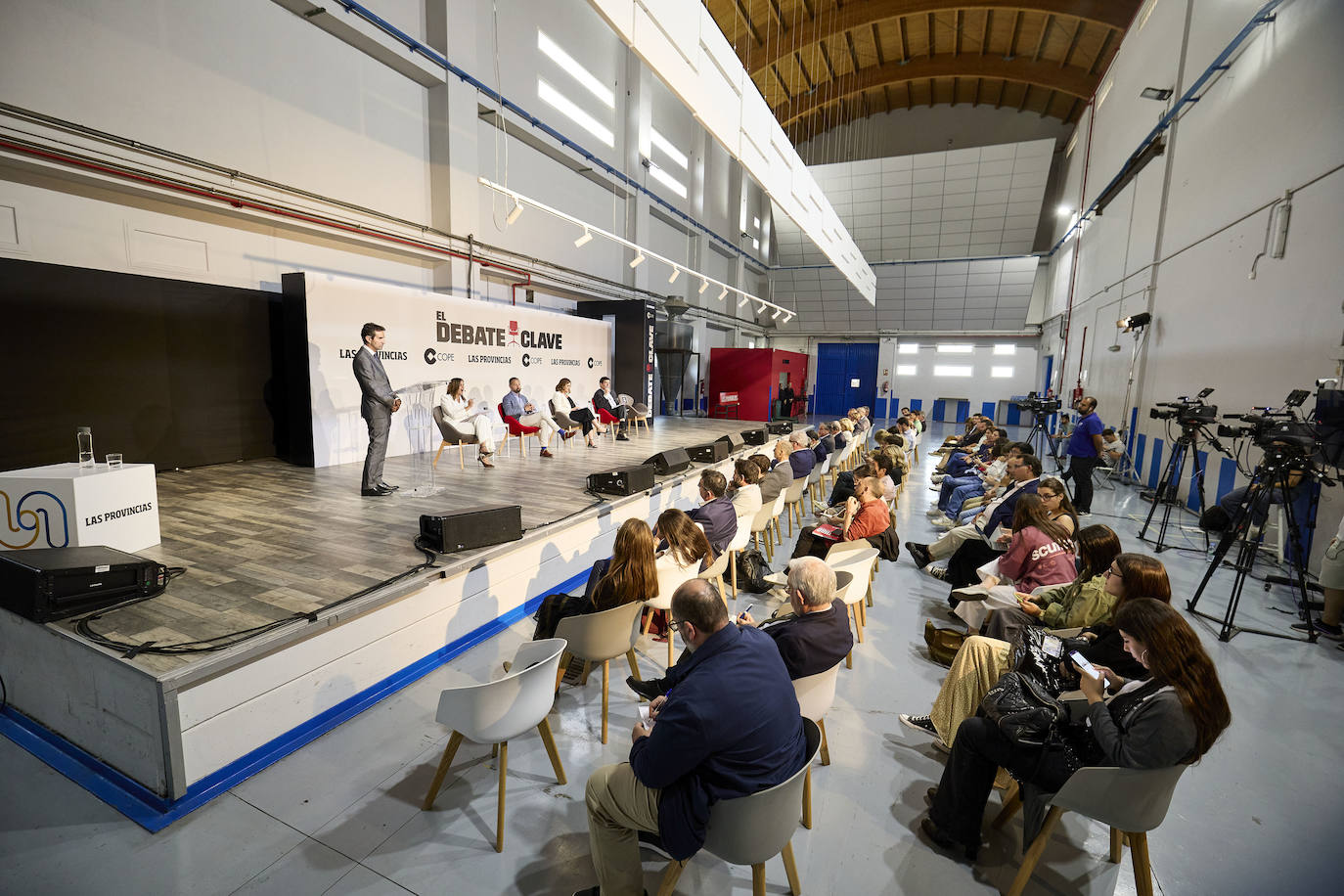 Los candidatos a la alcaldía de Valencia, en el último debate clave de LAS PROVINCIAS