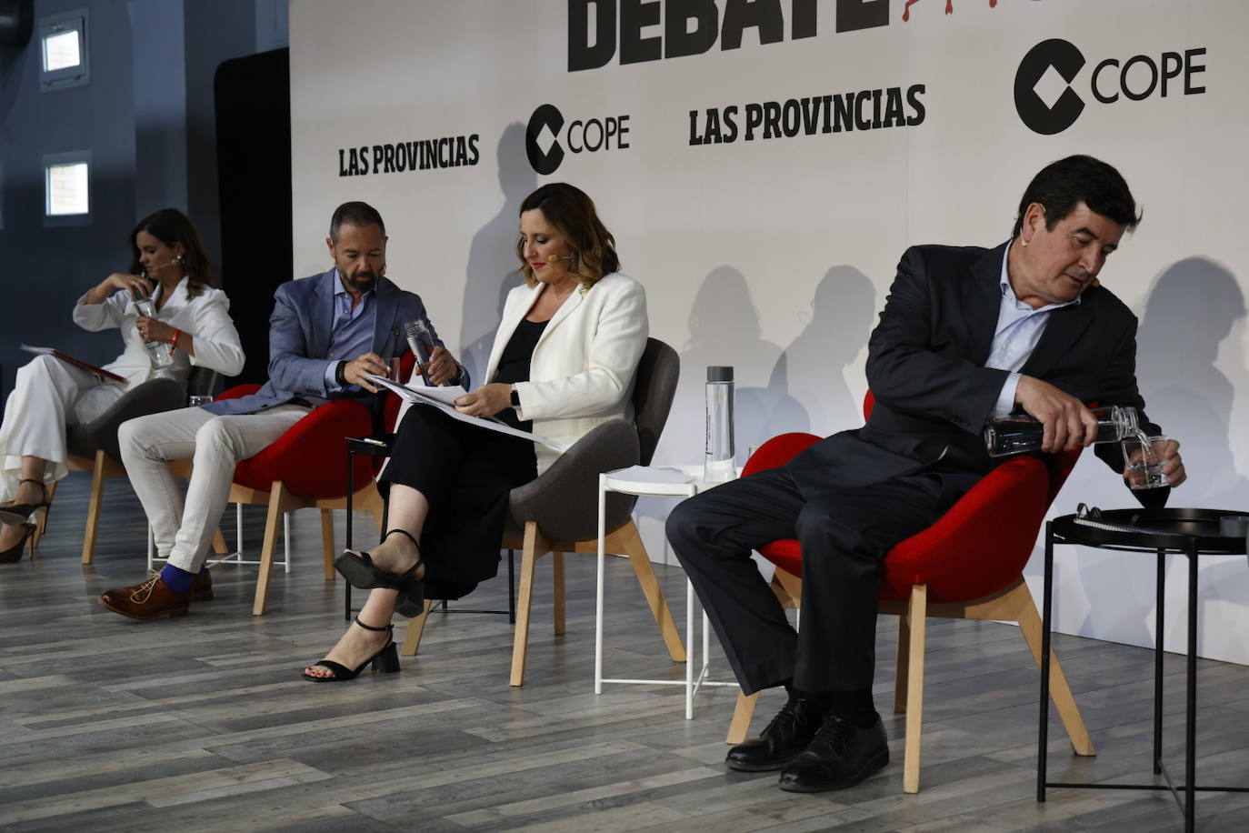 Los candidatos a la alcaldía de Valencia, en el último debate clave de LAS PROVINCIAS