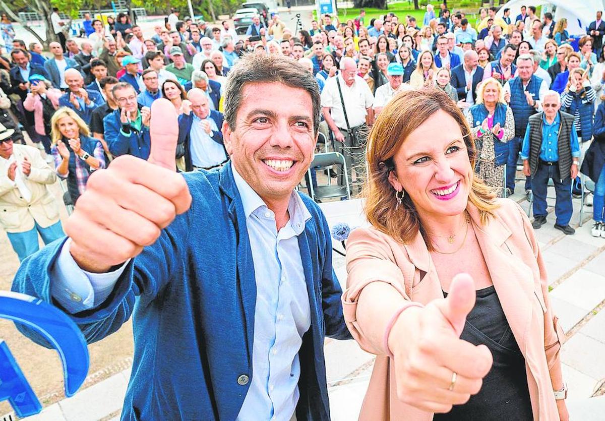 Carlos Mazón y María José Catalá, este viernes en el cierre de campaña del PP en Valencia.