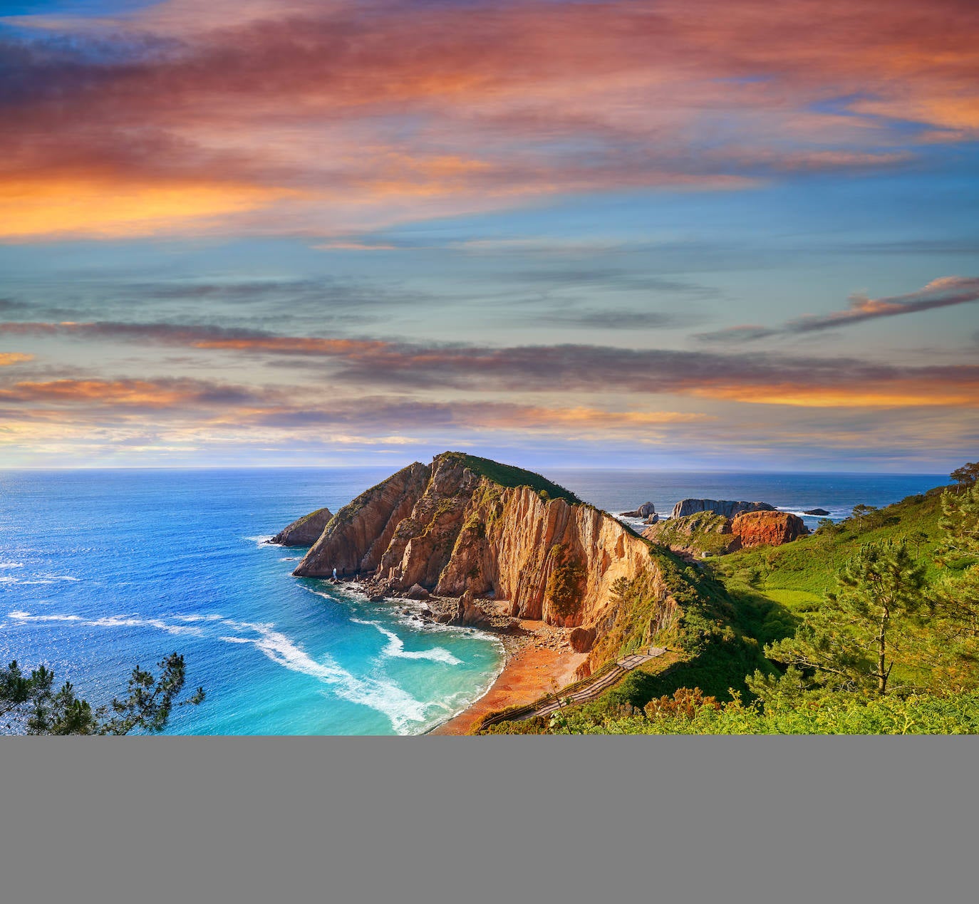 Playa Del Silencio (Asturias)