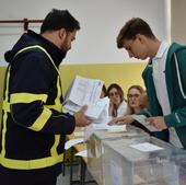 Lluvia de contratos en Correos por las elecciones generales