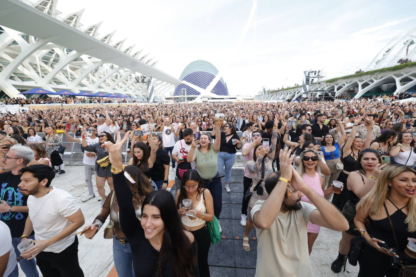 El reggaeton conquista la Ciudad de las Artes y las Ciencias de Valencia