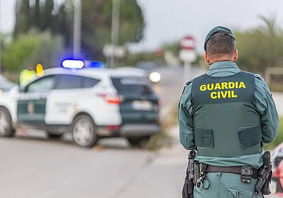 Un agente de la Guardia Civil en una imagen de archivo.