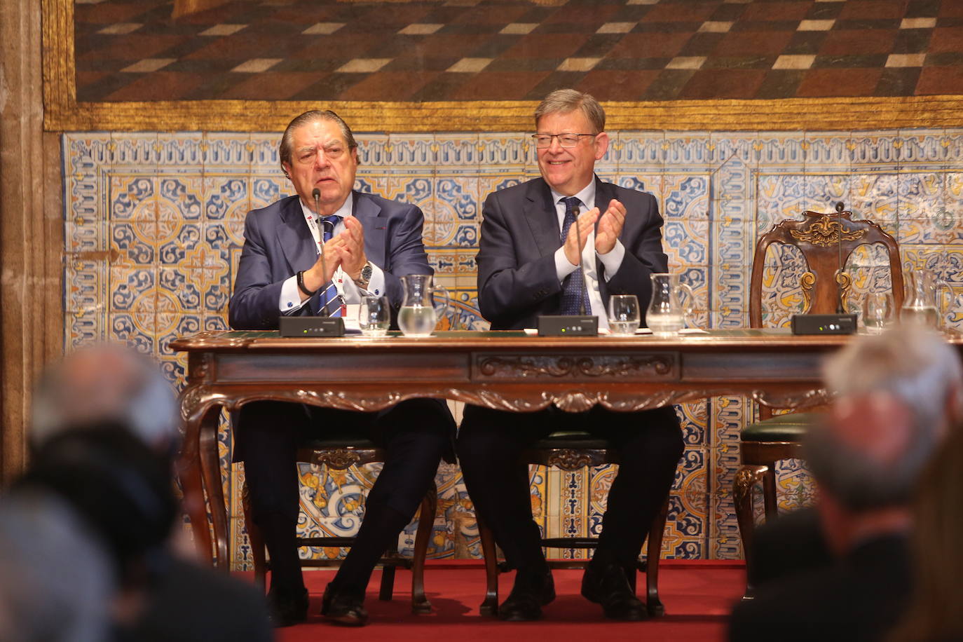 Vicente Boluda y Ximo Puig, este martes en el Palau de la Generalitat.