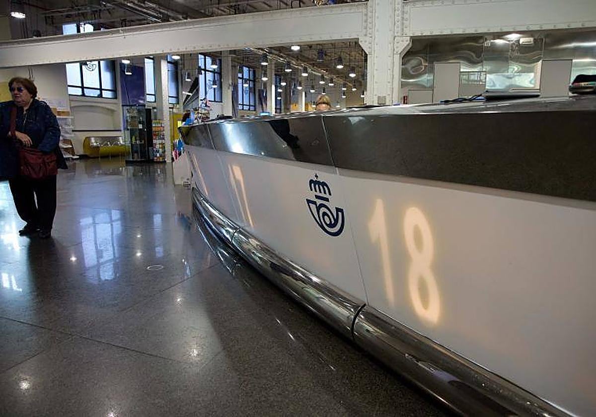 Una oficina de Correos.