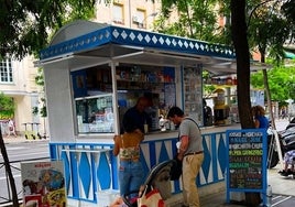 Aspecto del quiosco actual en la calle Narváez de Madrid.