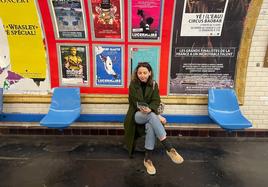 Candela Baixauli, en el metro de París.