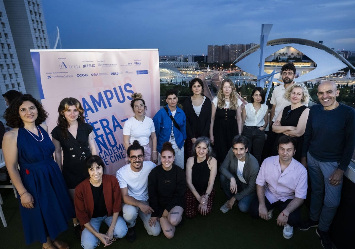 Los responsables y participantes del Campus de Netflix en Valencia, este domingo.