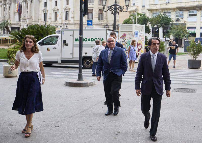 Aznar, en la presentación del libro &#039;Valencia Samper&#039;