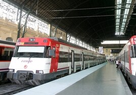 Trenes de Cercanías en la estación del Norte, en una imagen de archivo.