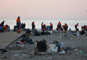 Las playas amanecen tras un San Juan de récord