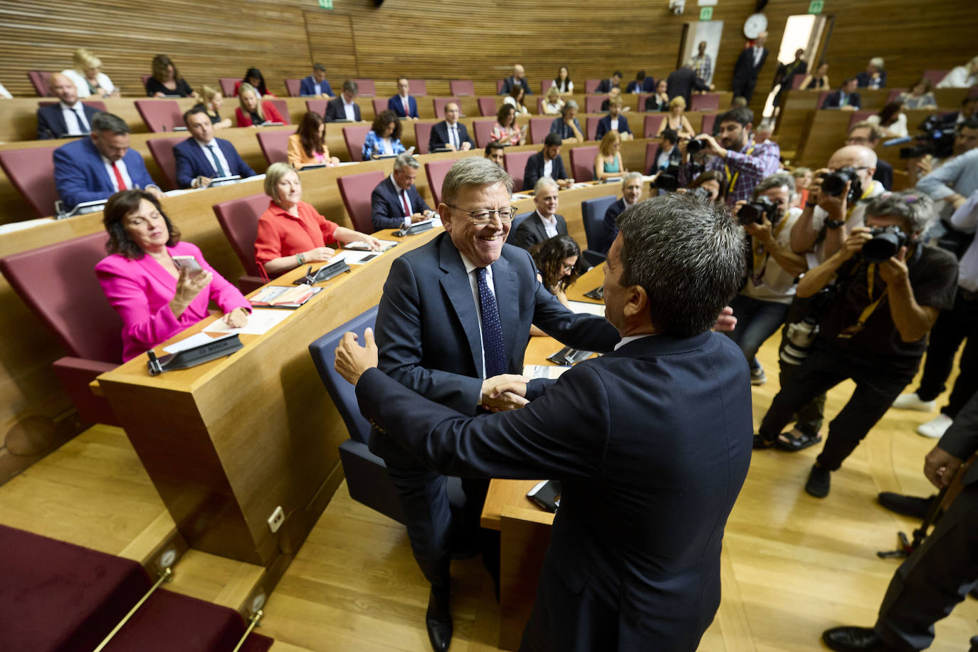 La Constitución de Les Corts Valencianes, en imágenes