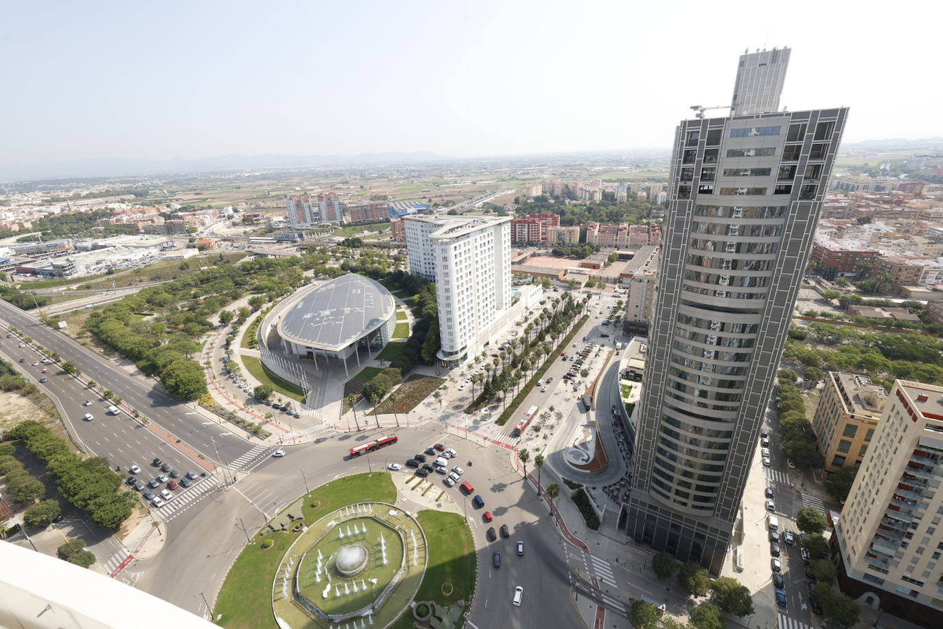 Fotos | Así es la torre Ikon de Valencia, diseñada por Ricardo Bofill