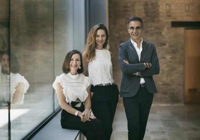 Los tres socios del estudio, María Ángeles Ros, Amparo Roig y