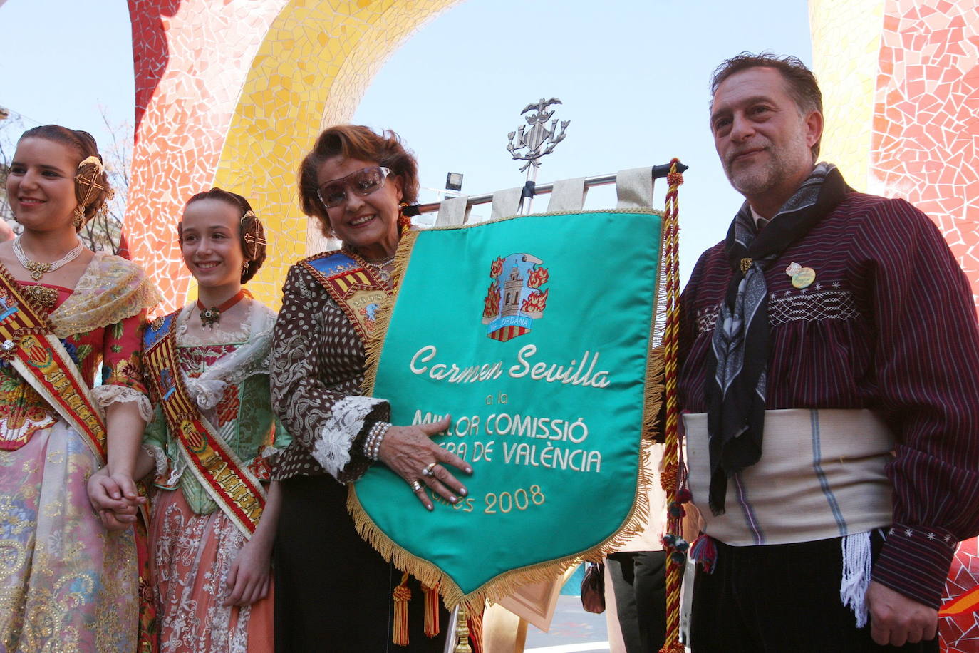 Carmen Sevilla y su historia de amor con las Fallas de Valencia