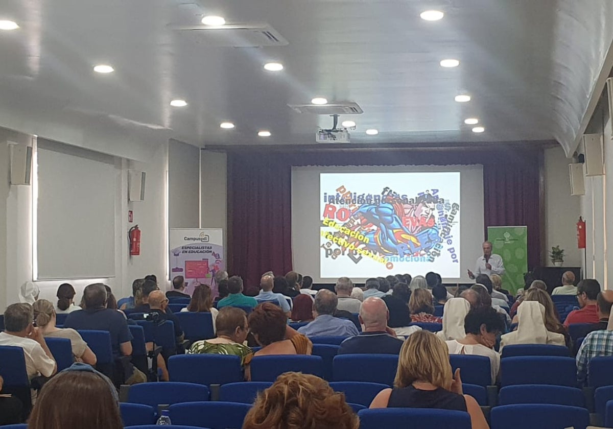 Un momento de la asamblea de Escuelas Católicas.