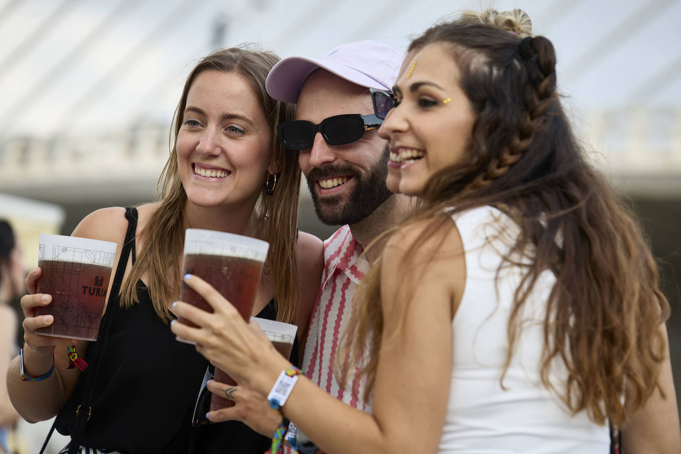 Miles de personas vibran con el Big Sound de Valencia en su primer día