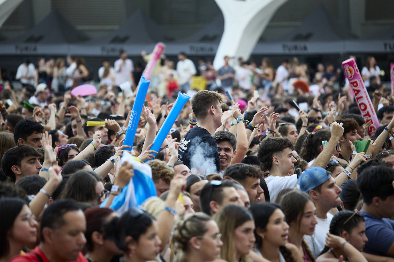 Miles de personas vibran con el Big Sound de Valencia en su primer día