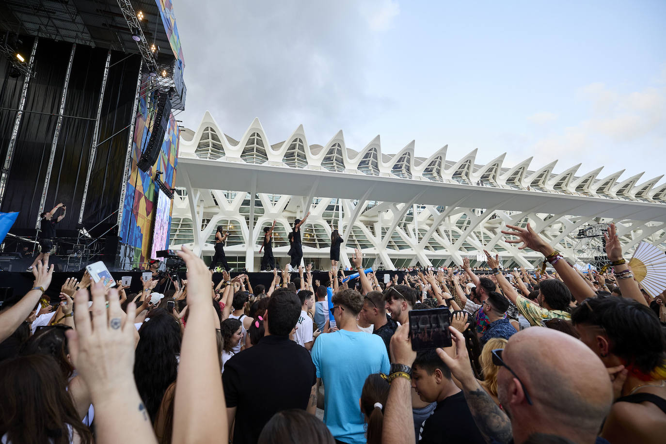 Miles de personas vibran con el Big Sound de Valencia en su primer día