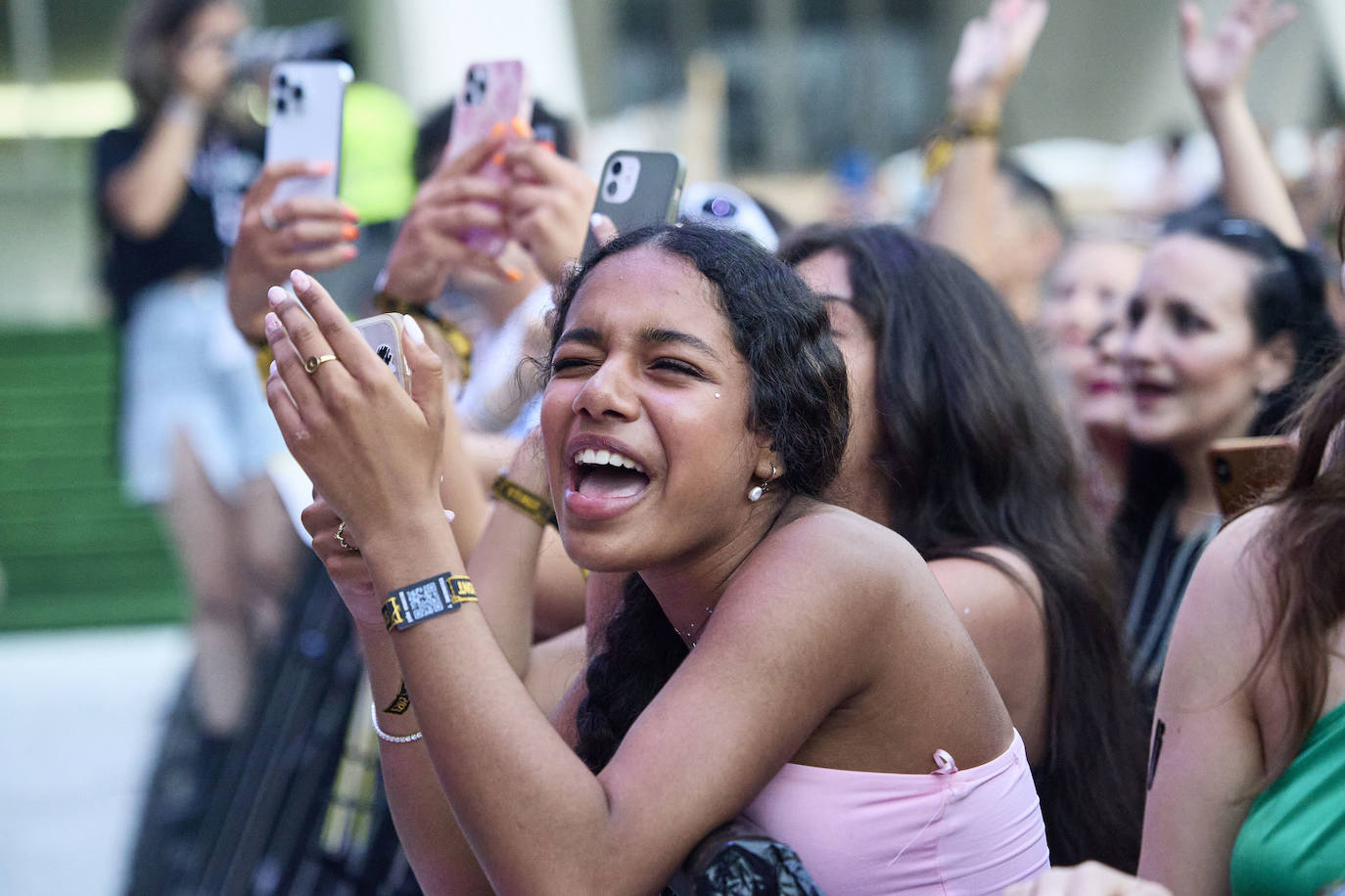 Miles de personas vibran con el Big Sound de Valencia en su primer día