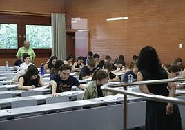 Los valencianos se examinan en la prueba extraordinaria de selectividad 2023