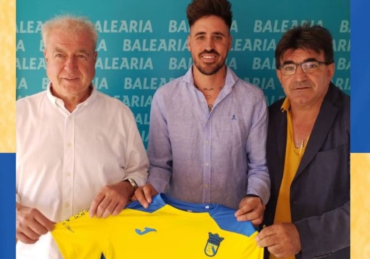 Hugo Vidal toma el relevo de Miñana en el banquillo del Dénia