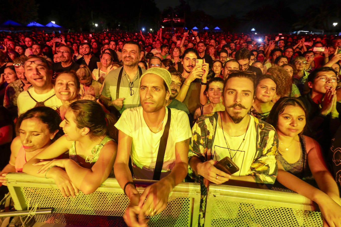 Fito Páez seduce a sus fans valencianos