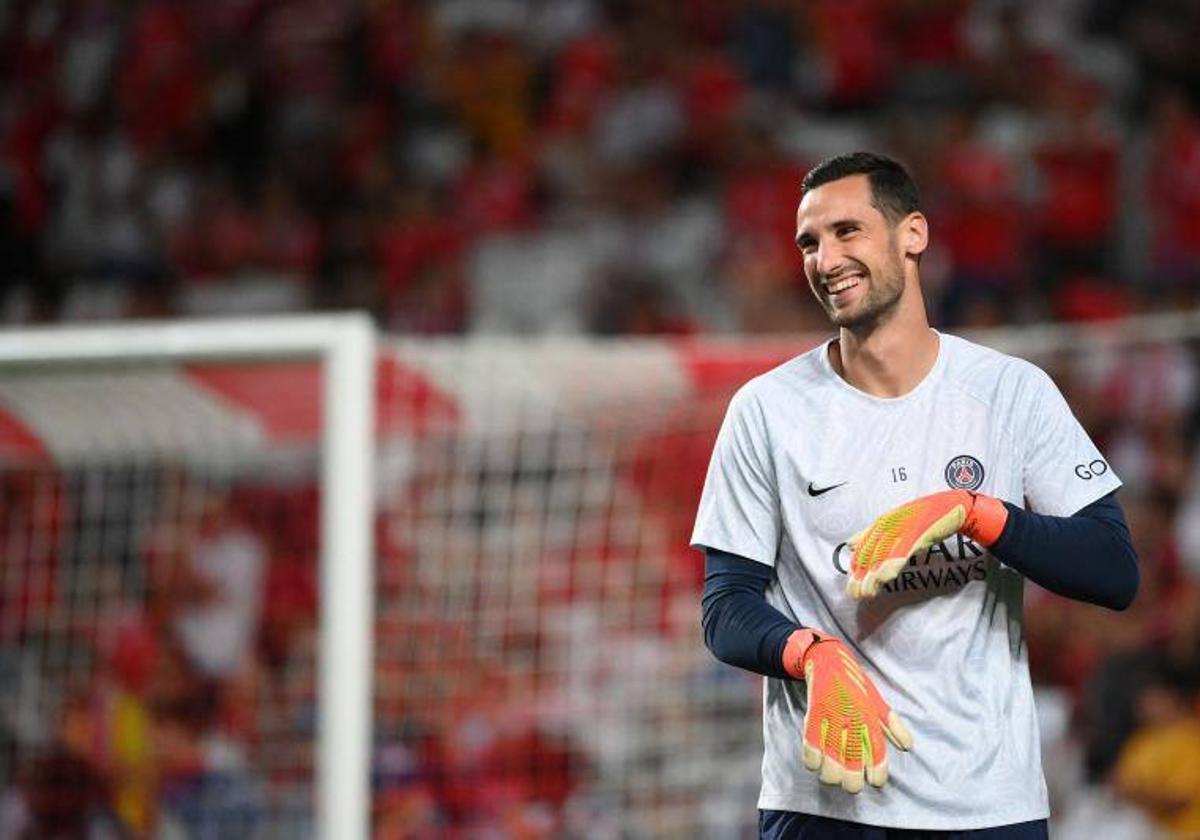 Sergio Rico, guardameta del PSG.