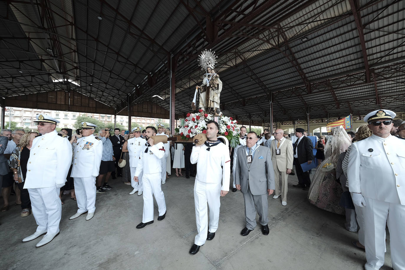 Valencia le rinde homenaje a la Virgen del Carmen