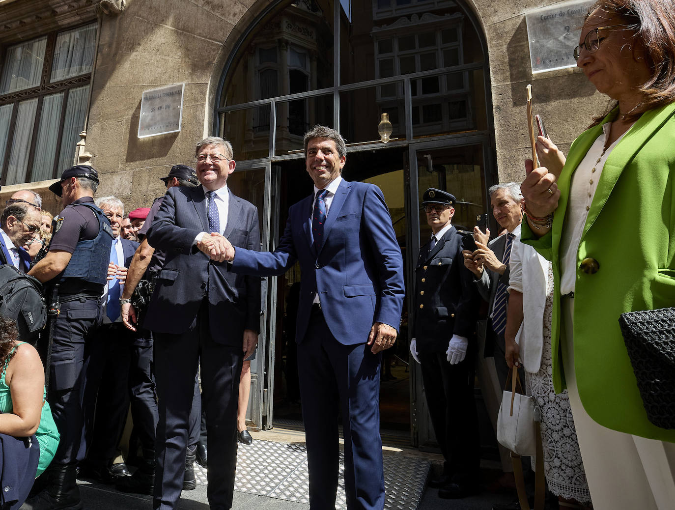 Así ha sido la toma de posesión de Carlos Mazón como presidente de la Generalitat