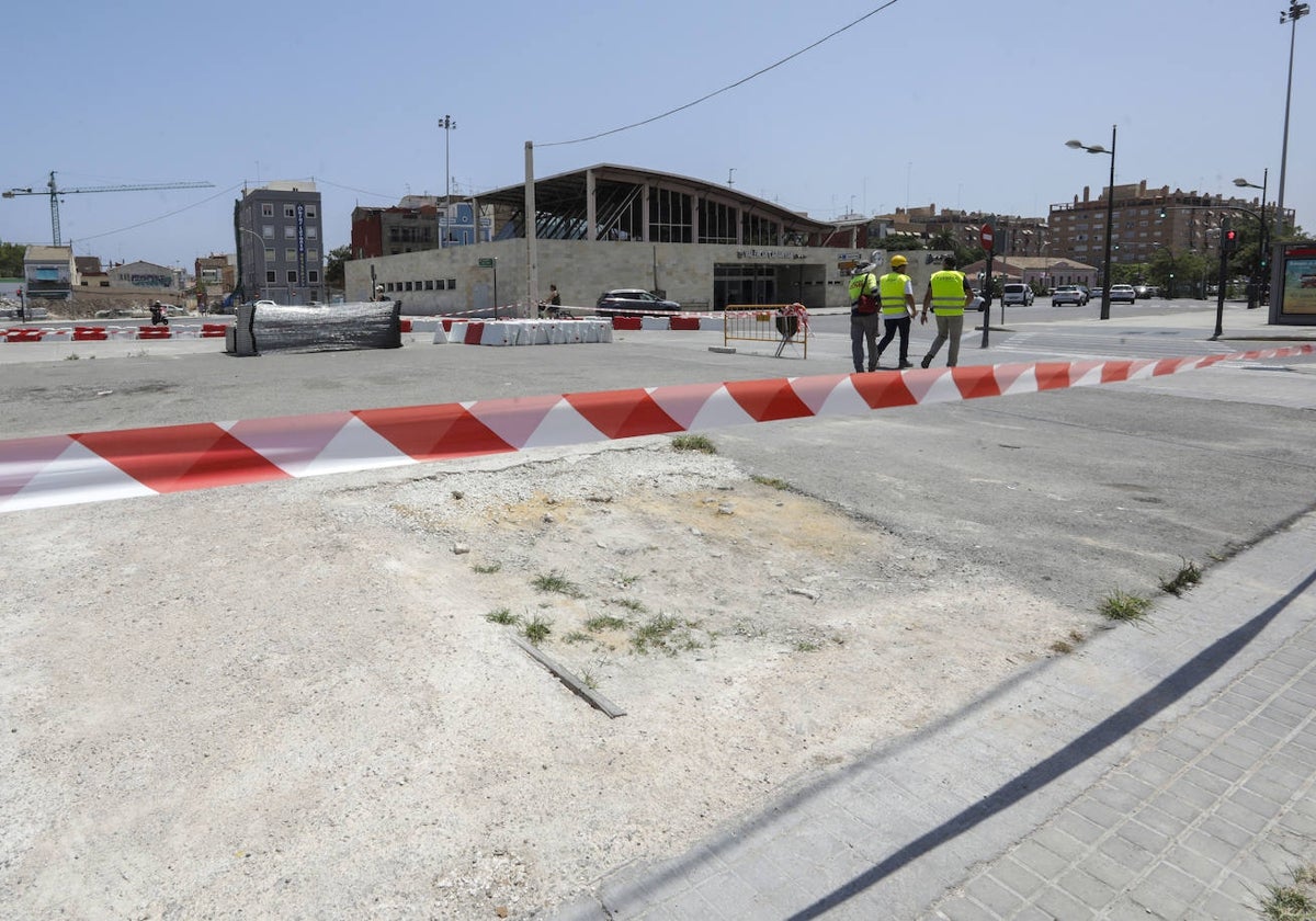 Inicio de obras de la construcción de la nueva rotonda junto a la estación del Cabanyal.