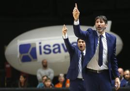 El entrenador del Valencia Basket, Álex Mumbrú.