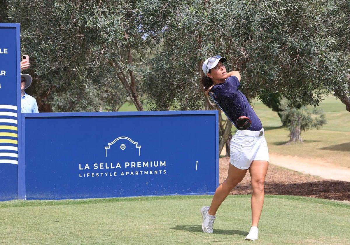 Nuria Iturrioz, segunda tras la primera jornada.