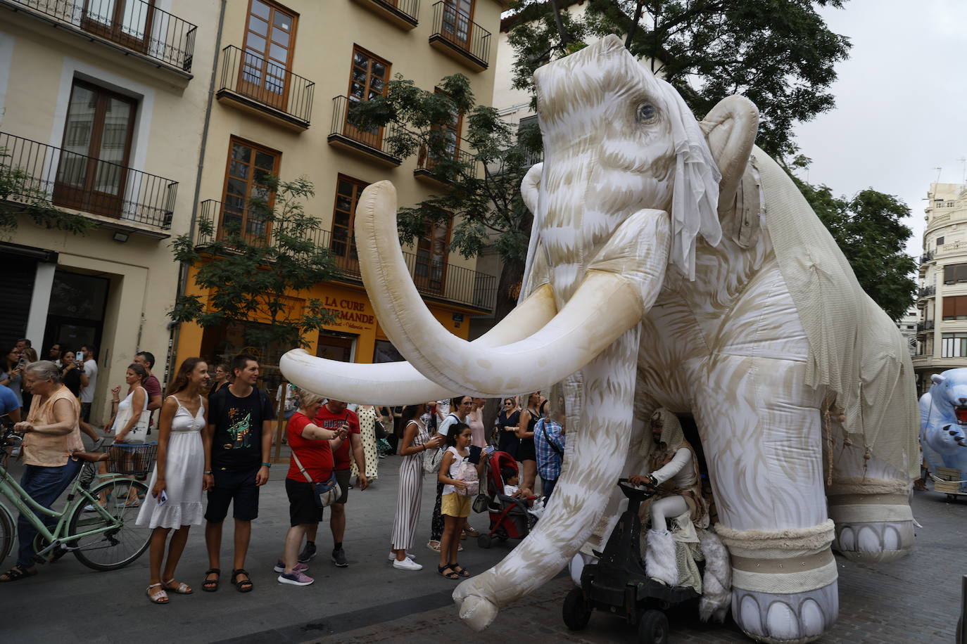 La Feria de Julio llena Valencia de fiesta con la Gran Nit de Juliol