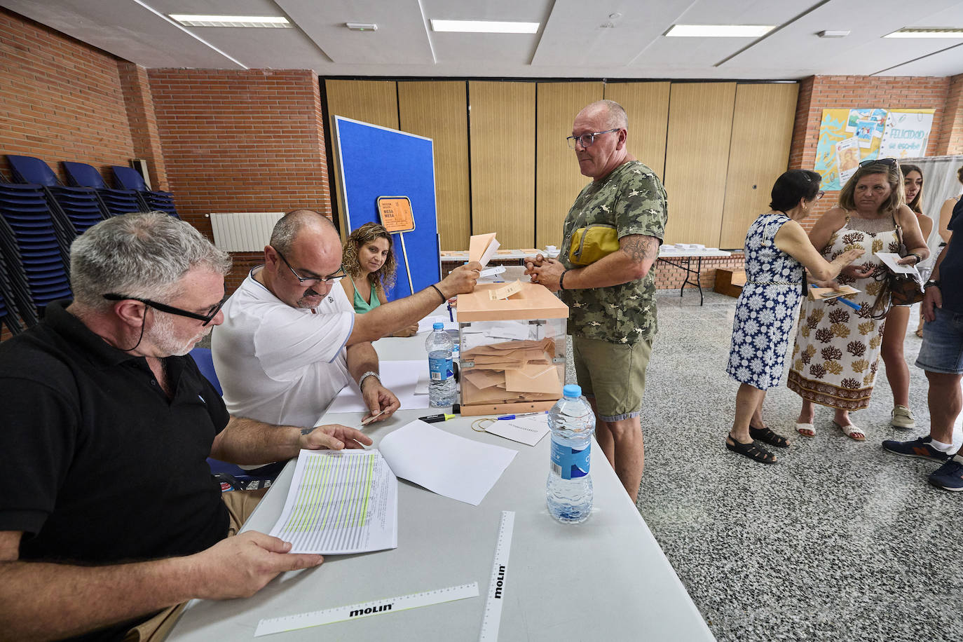 Las mejores imágenes de la jornada electoral en Valencia