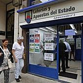 Colas en una administración de Loterías y Apuestas del Estado