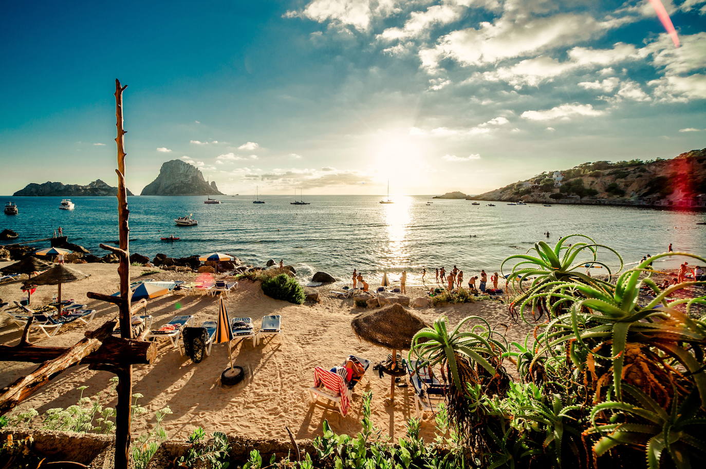 Playa Atlantis, Parque Natural de Cala d'Hort. (Ibiza, Islas Baleares)