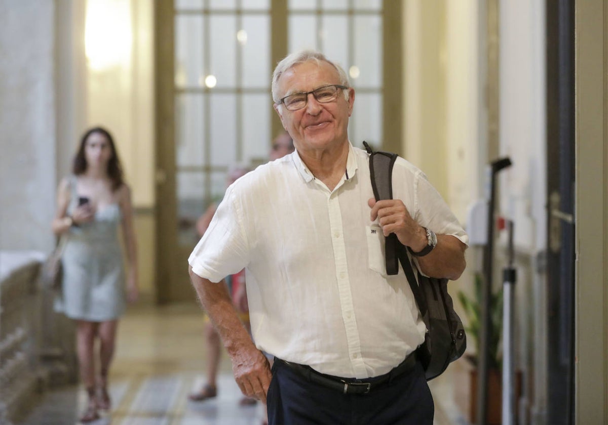 Joan Ribó, en el Ayuntamiento de Valencia.