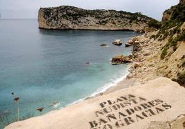 Playa nudista del Ambolo, en Jávea.