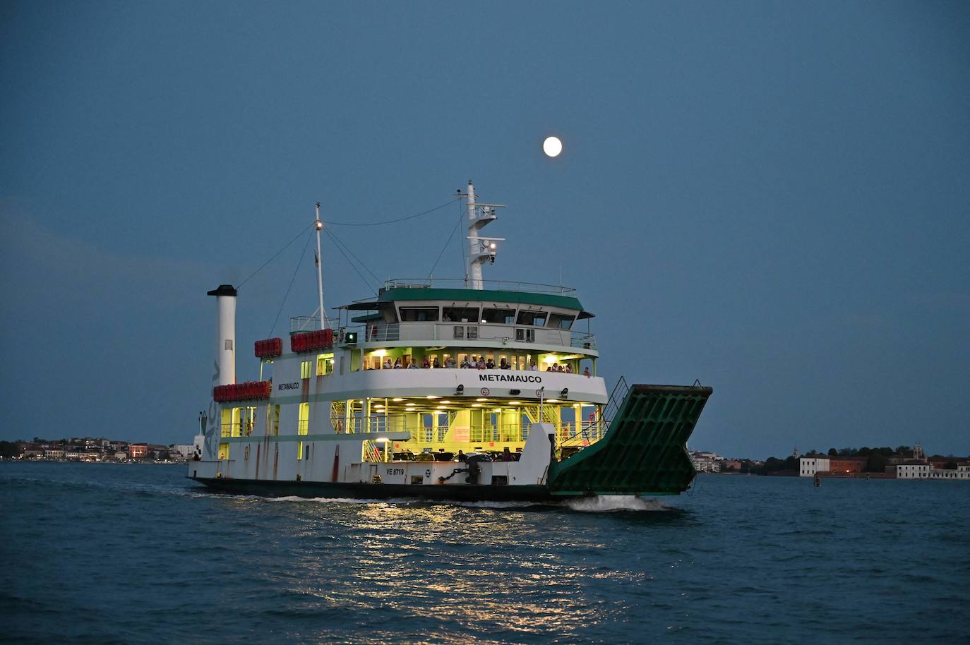 El turismo de masas pone en peligro a Venecia