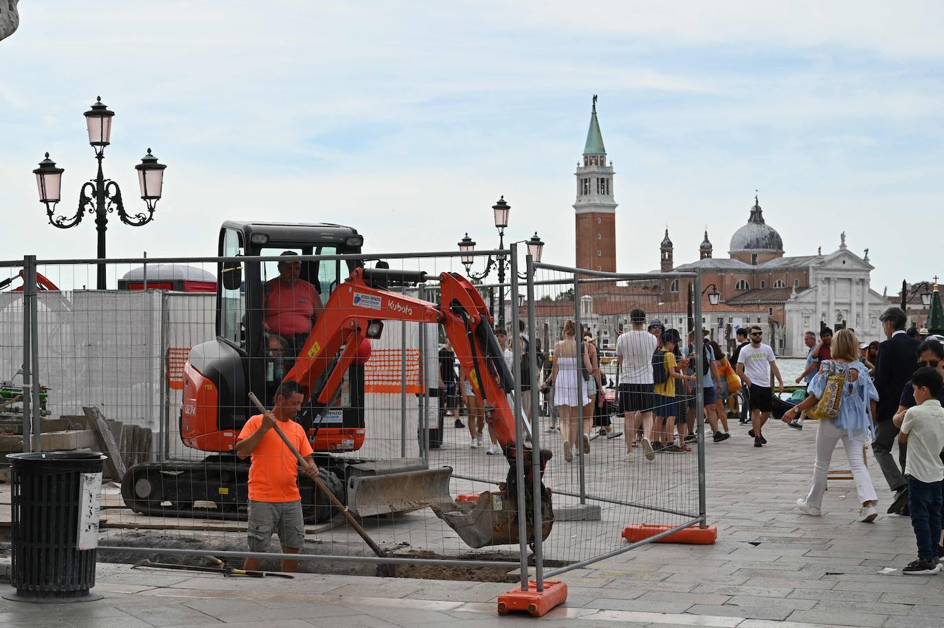 El turismo de masas pone en peligro a Venecia