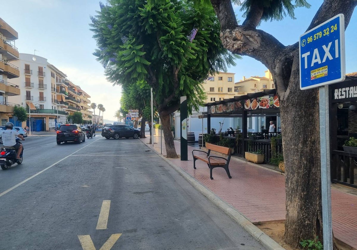 Una parada de taxis situada en el núcleo de Duanes, en Xàbia.