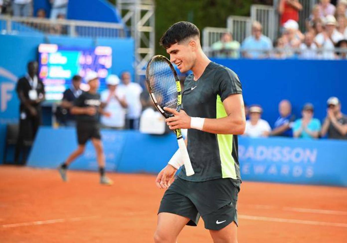 Alcaraz, en su partido ante David Goffin en la Copa Hopman.