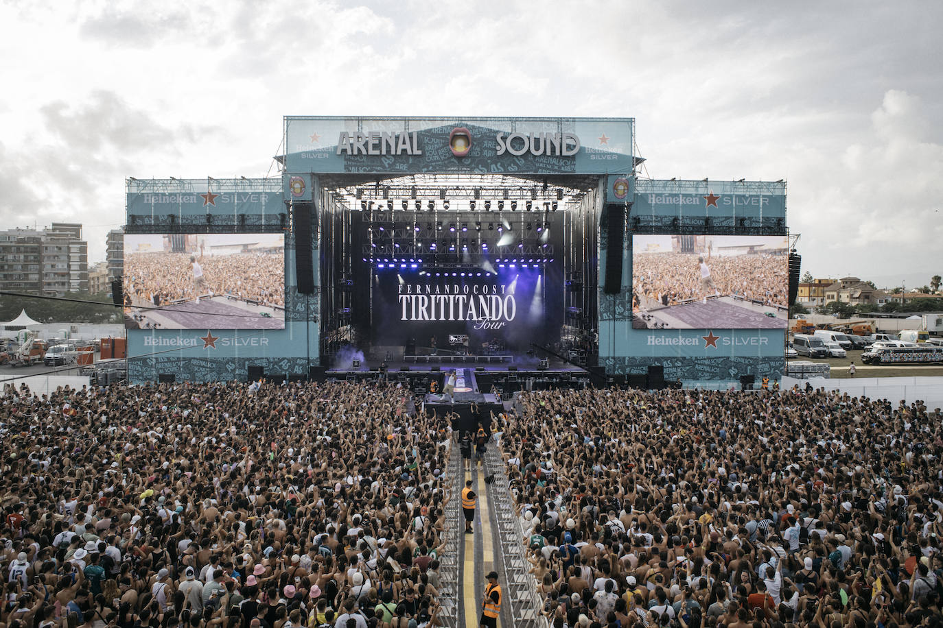 El Arenal Sound canta y baila al ritmo de la &#039;Jeepeta&#039; en el segundo día de festival