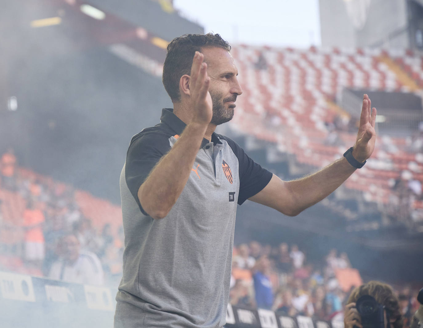 Así ha sido la presentación del Valencia 2023-24 en Mestalla