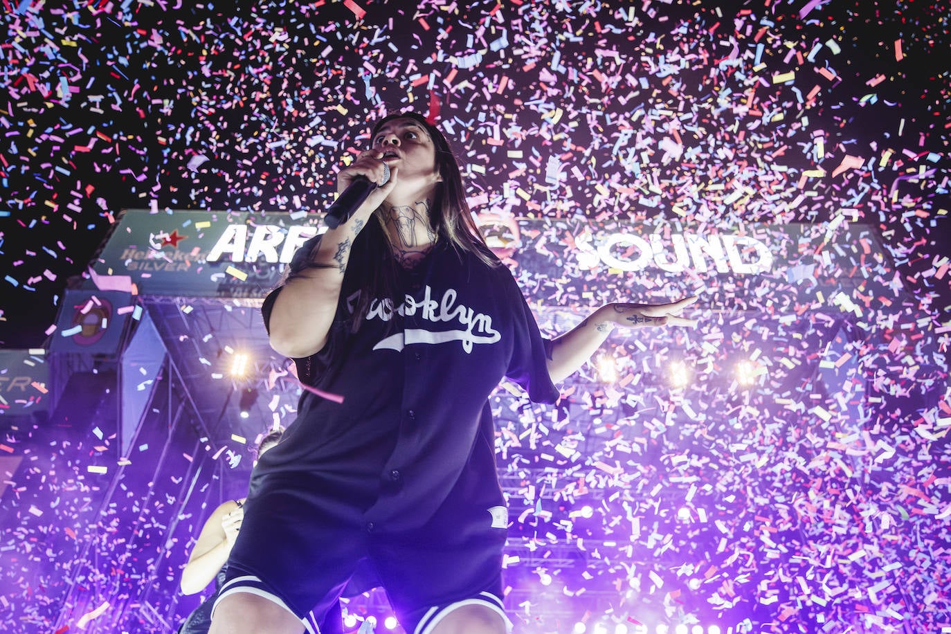 Nicky Jam eleva la temperatura en el Arenal Sound 2023