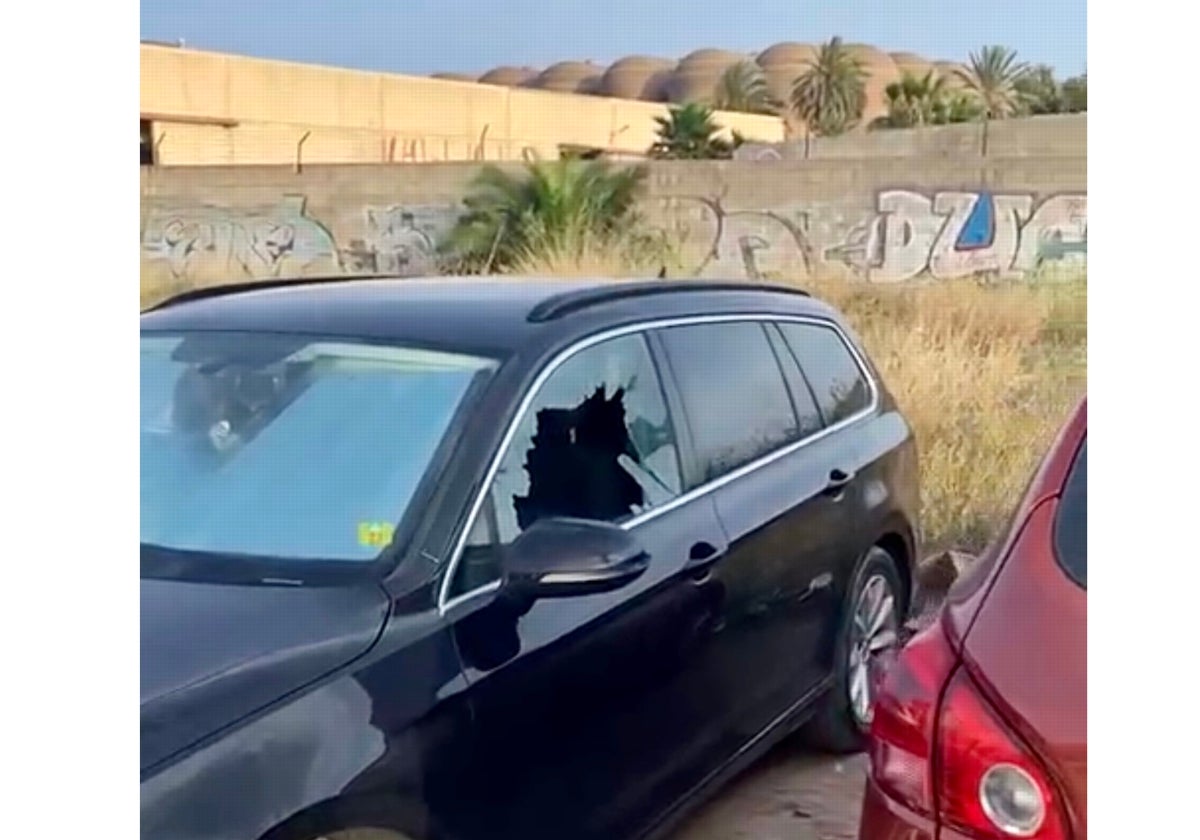 Rotura de cristales de coche en la Patacona.