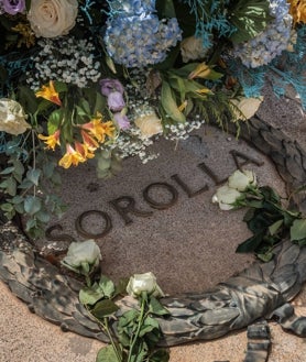 Imagen secundaria 2 - Los descendientes de Sorolla, en el acto celebrado en el Cementerio General.