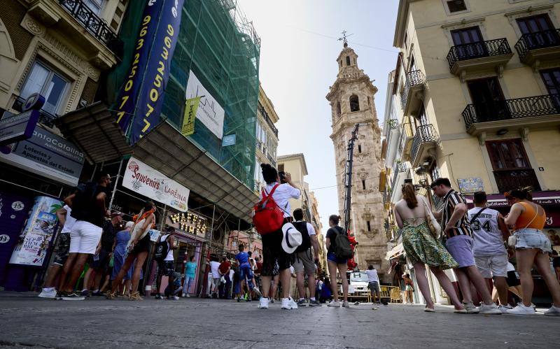 Bajada de las campanas de la iglesia Santa Catalina en Valencia